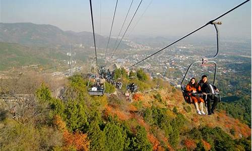 北京香山公园缆车坠亡_北京香山公园缆车