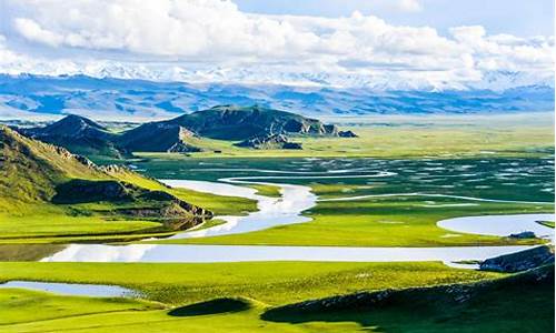 北疆旅游攻略_新疆旅游攻略必玩的景点