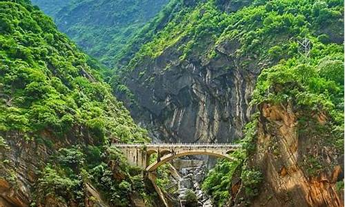 虎跳峡攻略自由行一日游-虎跳峡旅游攻略必去景点