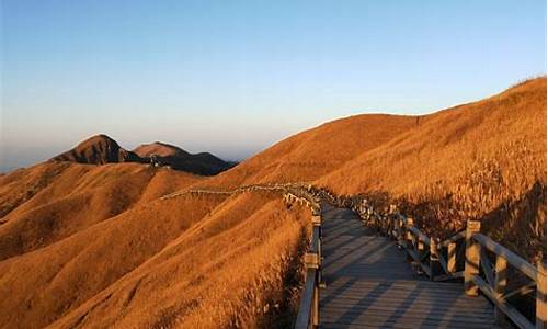 萍乡武功山旅游攻略一天可以玩完嘛-萍乡武功山一日游门票多少